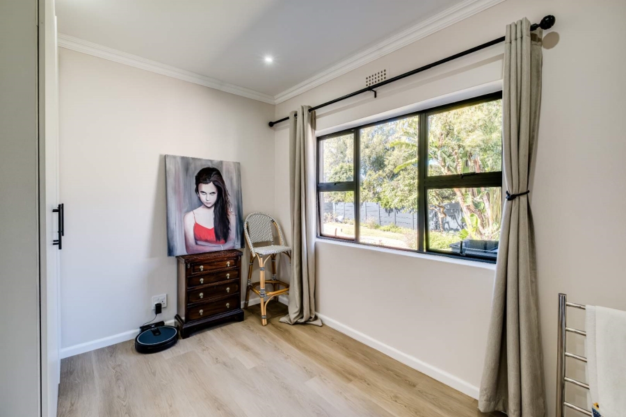 4 Bedroom Property for Sale in Kirstenhof Western Cape